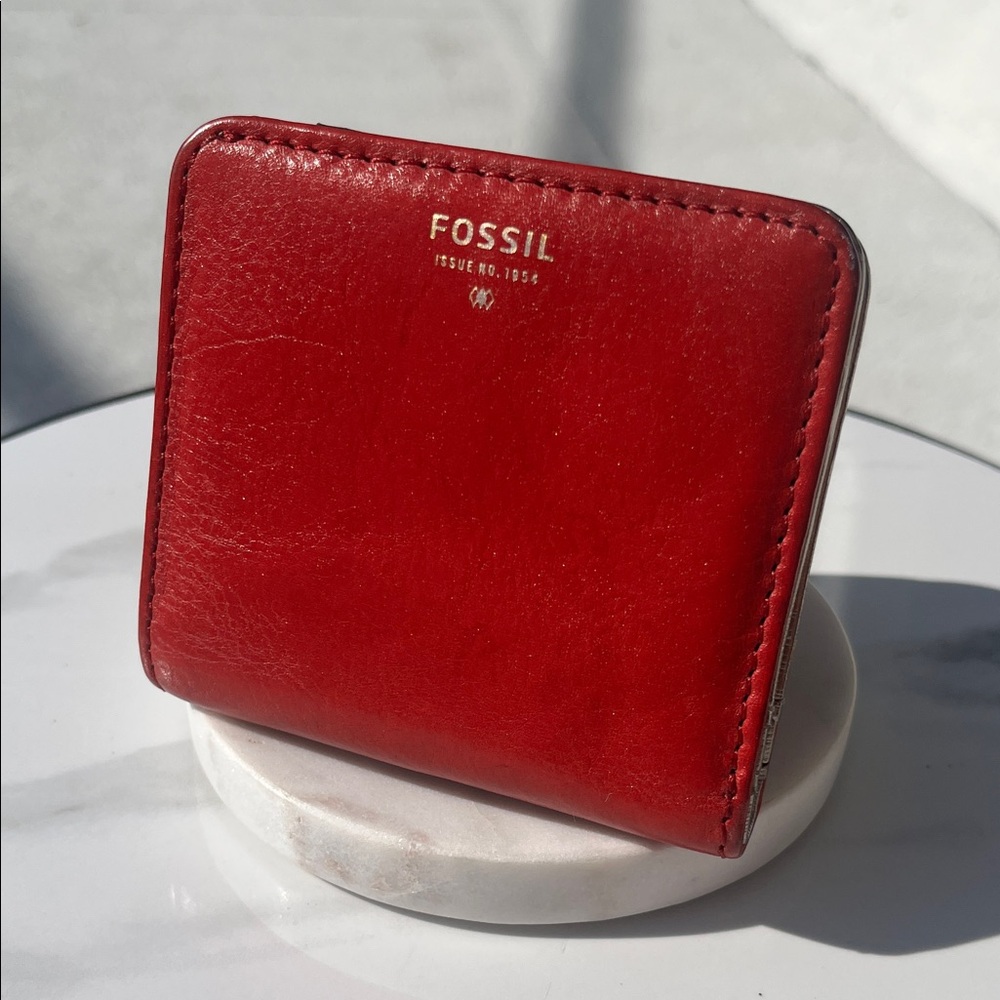 Fossil Cherry Red Leather Card Holder
